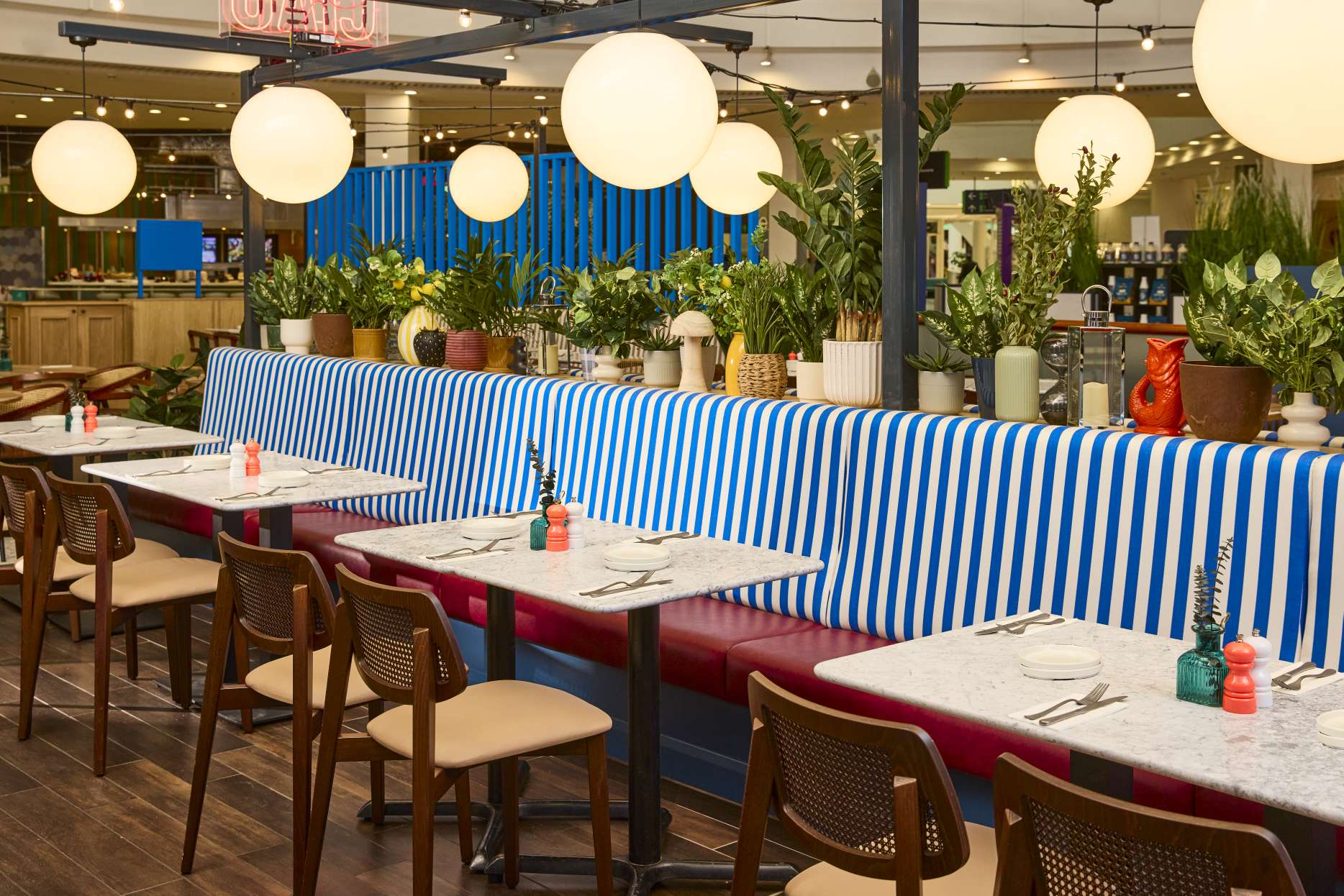 Prezzo Italian Glasgow Braehead reopens with a fresh new look - and 50% off to celebrate