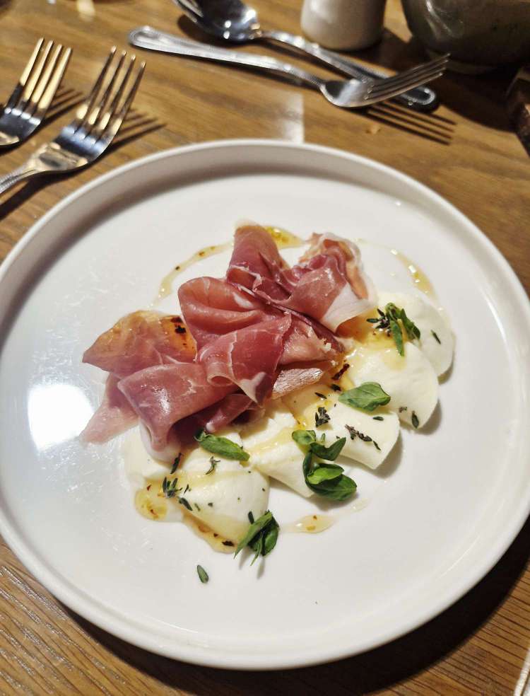 Budget lunch in Glasgow